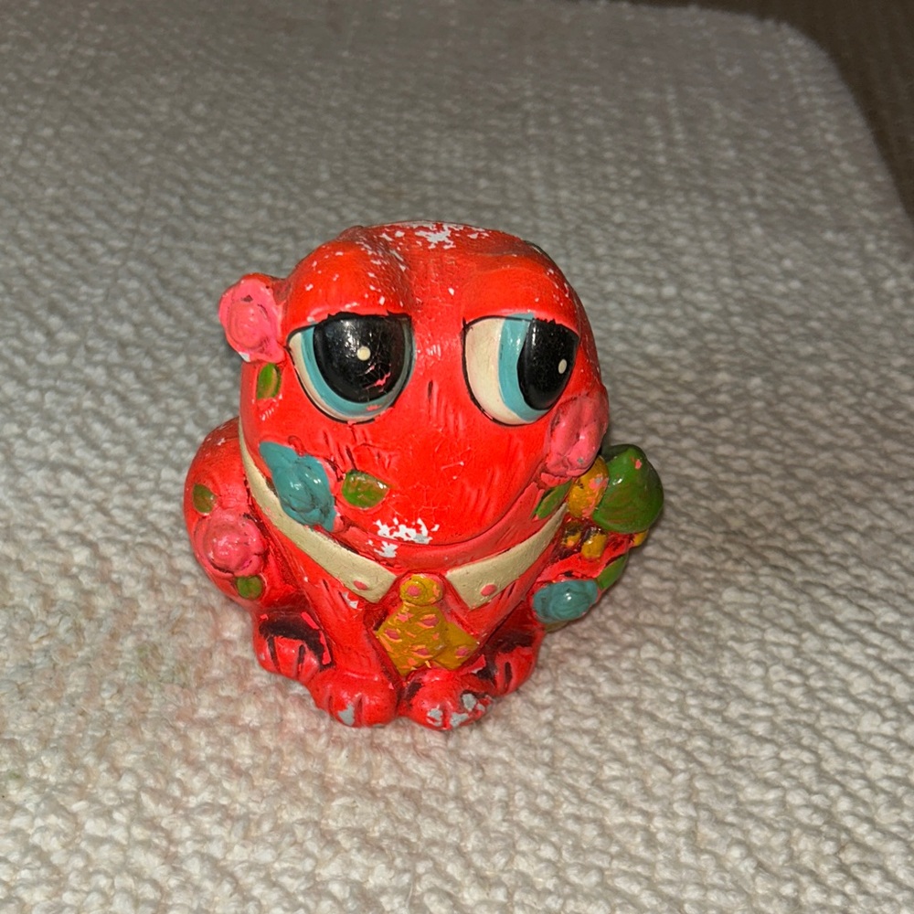 Vintage 1969 Holiday Fair Pink Frog Bank